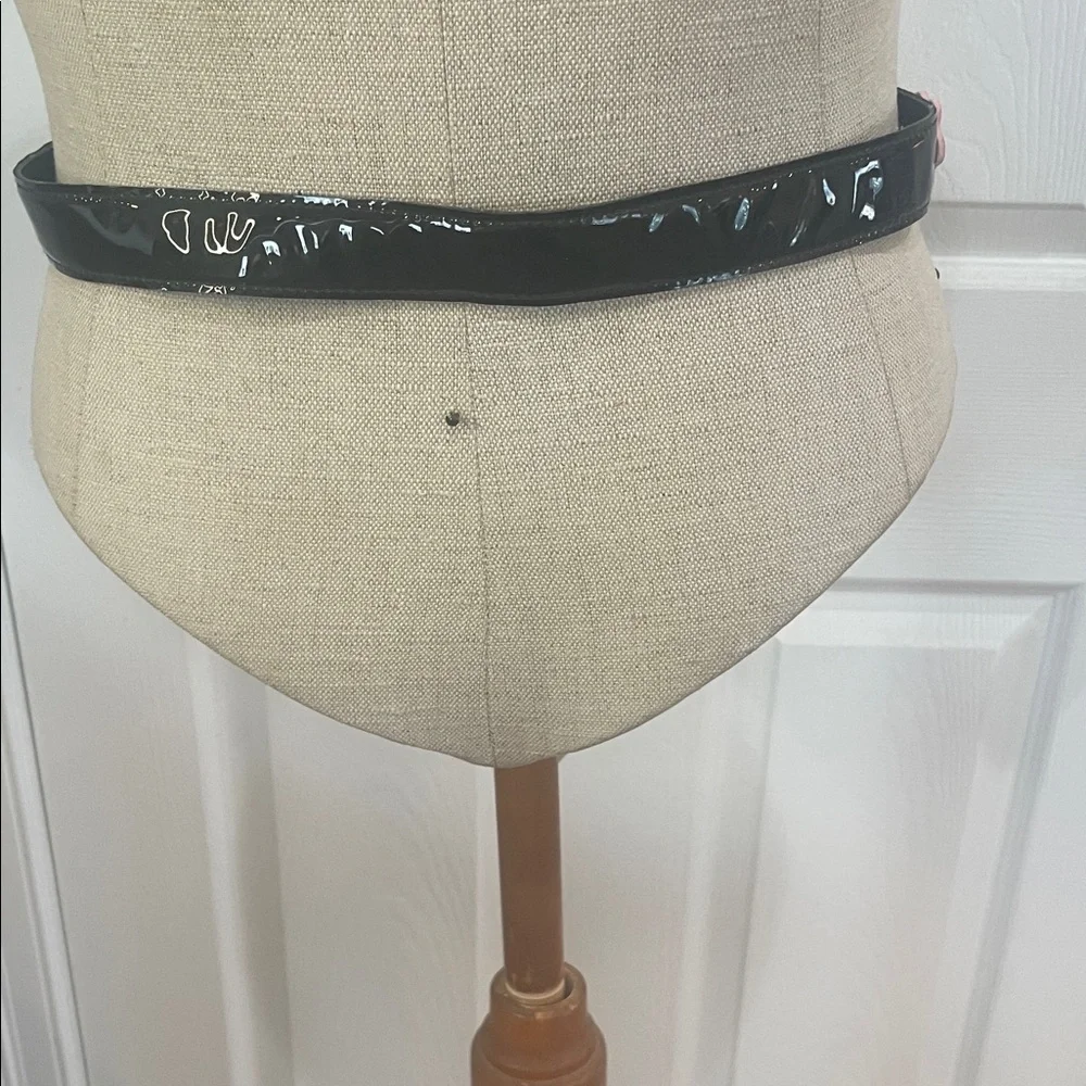 Vintage Y2K patent leather Black Belt Pink Flowers adjustable girls size 6X